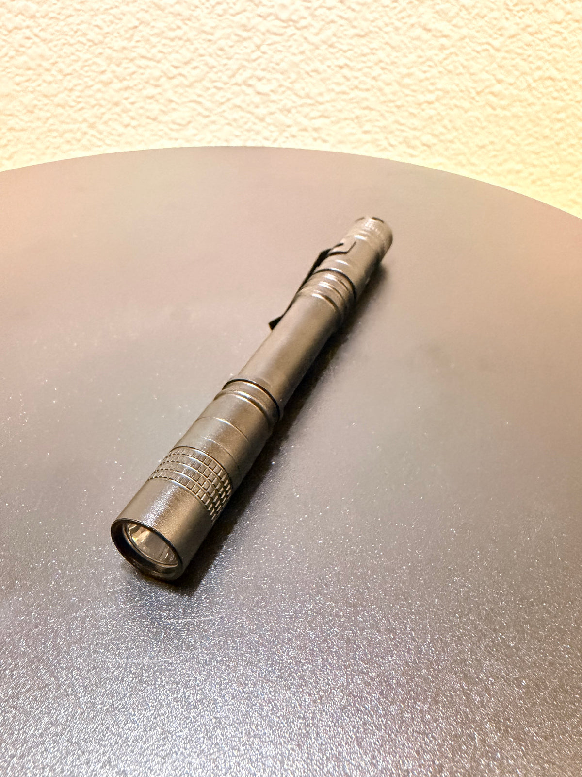 Mini LED Blacklight Flashlight