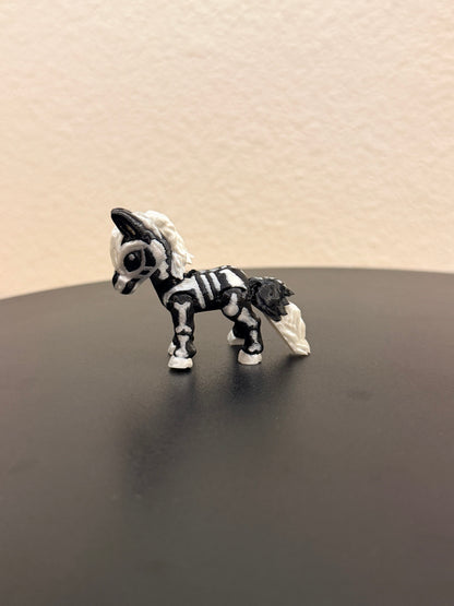 Hatchling,  Halloween Skeleton Horse (3"with neck up)