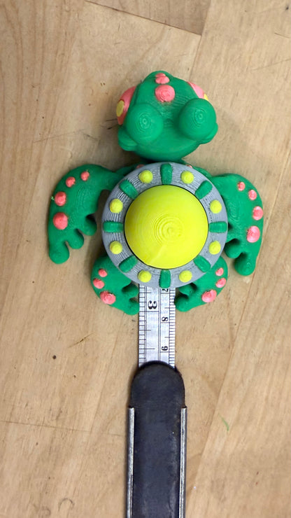 Hatchling, AlienNurtle Clicker (3" Long)