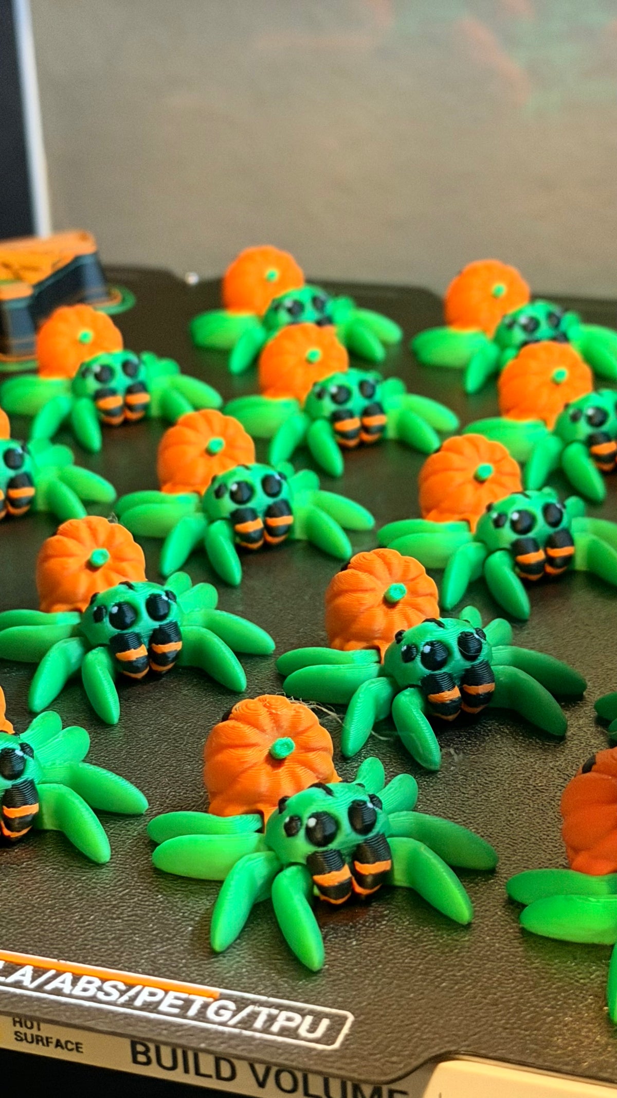 Tiny Spider - Pumpkin - Green